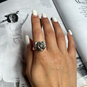 Sterling silver rose ring